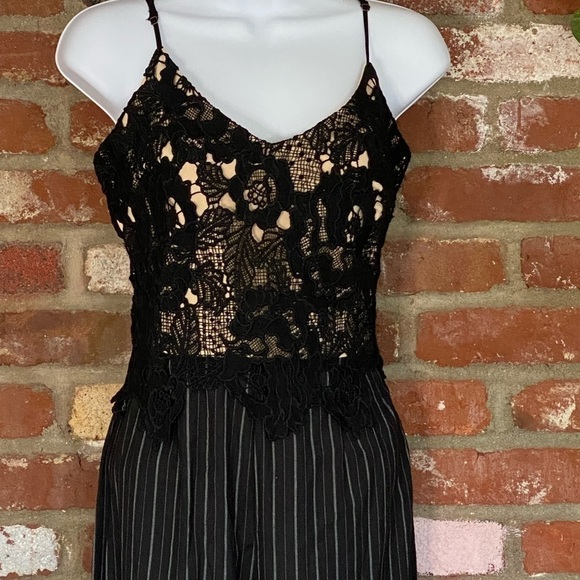 Heartloom Mona Stripe Lace Bodice Black Jumpsuit size small - Picture 6 of 12